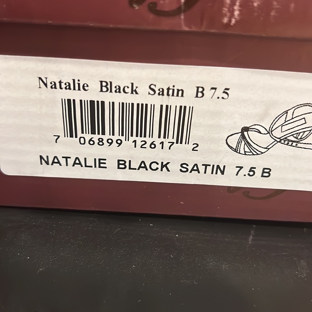 DYEABLES BLACK STRAPPY WEDDING SHOES HEELS NATALIE SIZE 7.5 B WORN ONCE - Picture 5 of 5